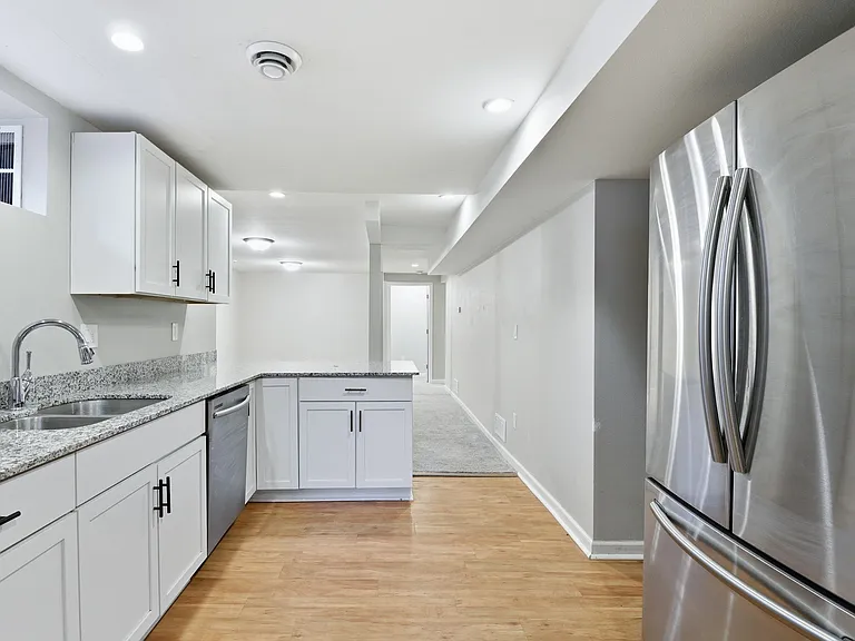 3244 Grand Ave S — Photo 10