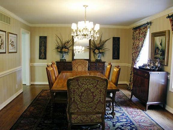 4th image of 10218 Woodford Dr