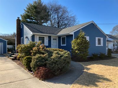 908 Maple Lane, East Meadow, NY, 11554