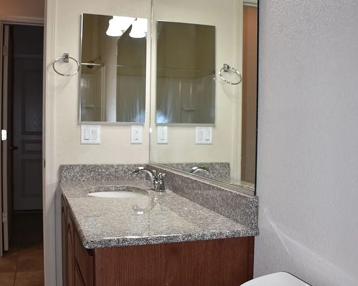 4520 Leisure Ln — Photo 43