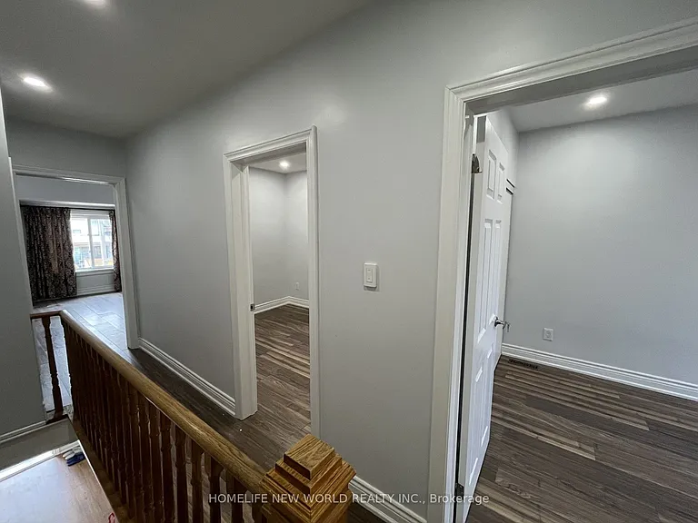 19 Britannia Ave — Photo 17