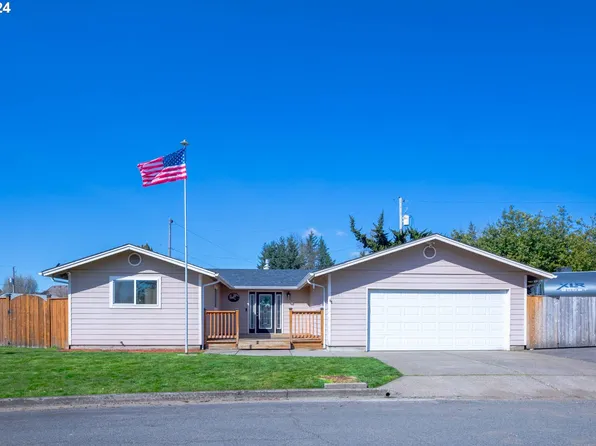3887 Shannon St, Eugene, OR 97404