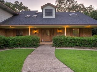 136 Williamsburg Ln, Bullard, TX 75757