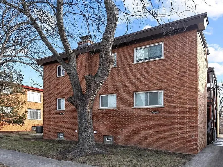 731 N Linden Ave — Photo 16