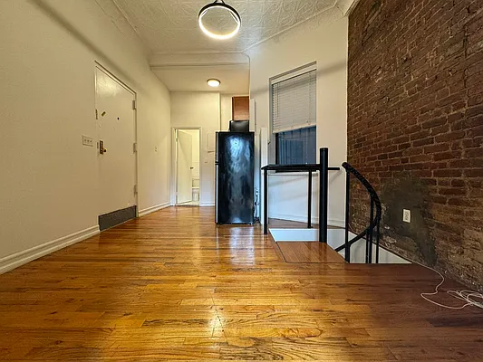 Rented by The Downtown LLC | media 20