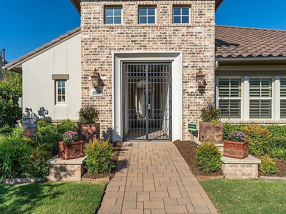 3rd image of 2916 Veranda Ln