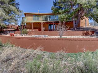20516 E Deer Valley Ln, Mayer, AZ 86333