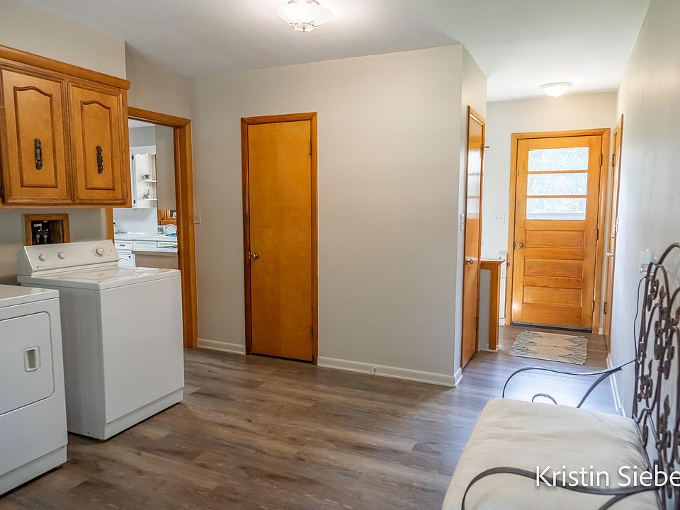 3751 Canal Ave SW, Grandville, MI 49418 Zillow