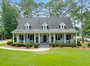 1811 Snug Harbor Dr, Greensboro, GA 30642