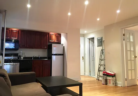 Rented by Urban Real Estate Property Group Inc | media 15