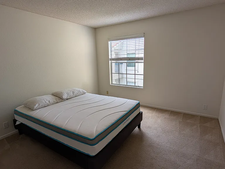 10740 Aderman Ave — Photo 4