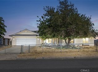 11725 Chisholm Trl, Victorville, CA 92392