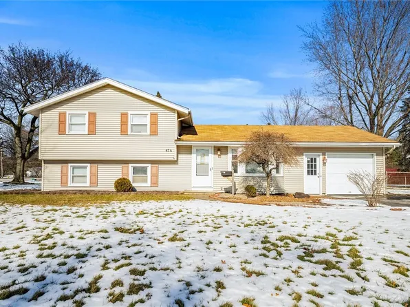 474 Wildwood Dr, Rochester, NY 14616