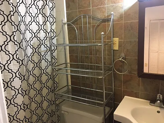 Rented by New York Manhattan Real Estate Incorporated | media 36