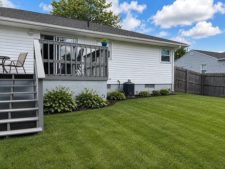 4969 Hudson Dr — Photo 16