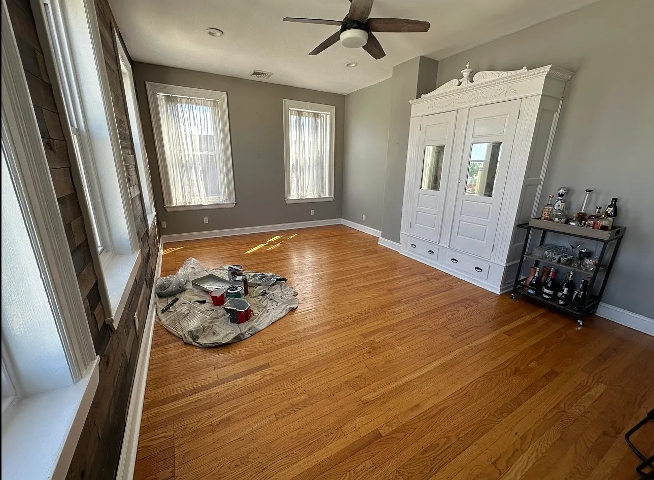 2 bed, 1300 sqft, $2,100 — Photo 4
