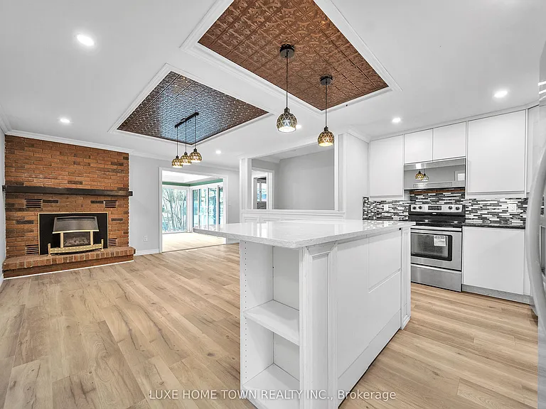 5 Centennial Dr — Photo 16