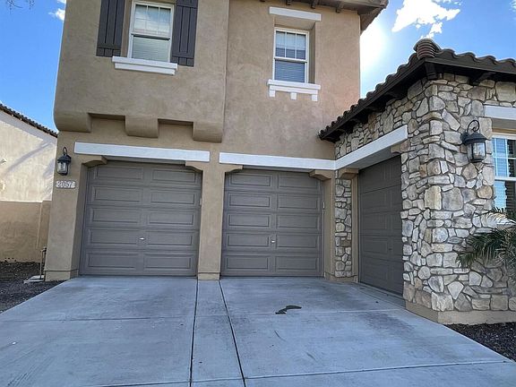 3rd image of 2057 E Desert Broom Dr
