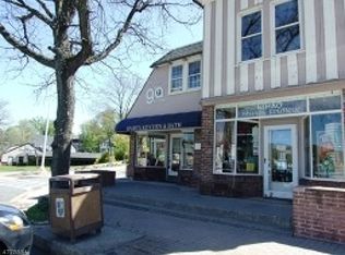 21 White Deer Plz #2, Sparta, NJ 07871