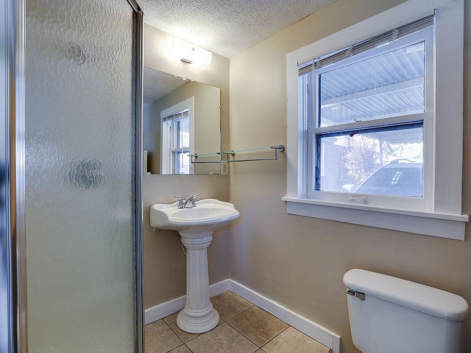1st image of 3531 Bellaire Dr S