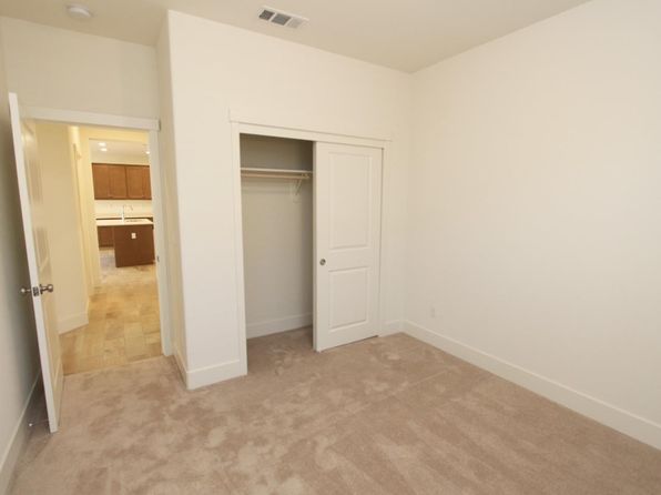 1129 Pearl Dr, Los Banos, CA 93635