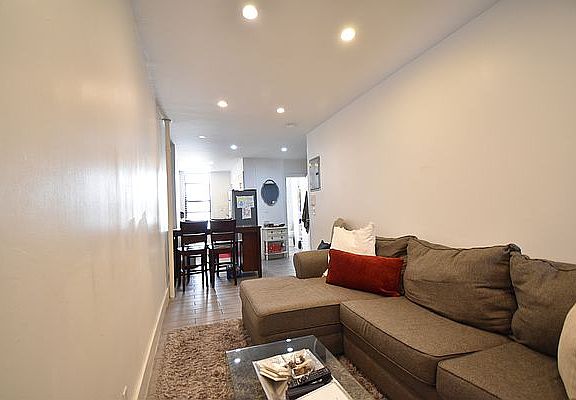 4th image of 167 Elizabeth St APT 1