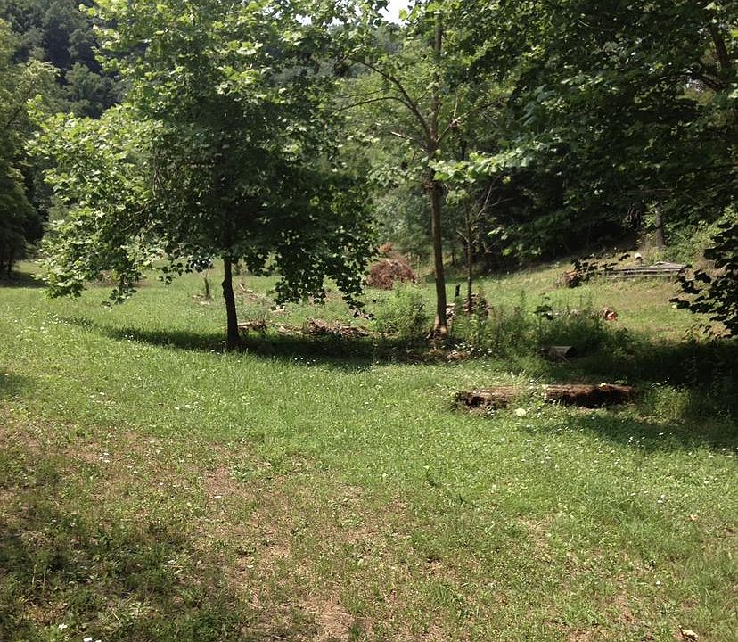 1st image of 433 Junior Hurst Ln