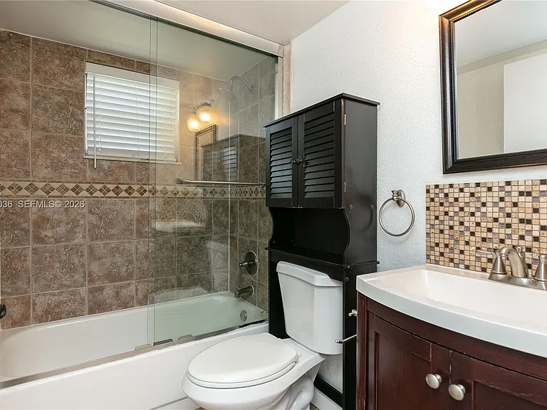 717 Gardens Dr #201 — Photo 23