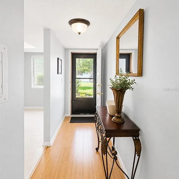 115 Lakeview Pl #115 — Photo 4