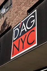 Rented by R New York