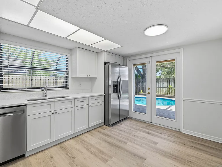 15710 Pinto Pl — Photo 22