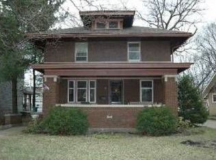 711 W Mishawaka Ave, Mishawaka, IN 46545