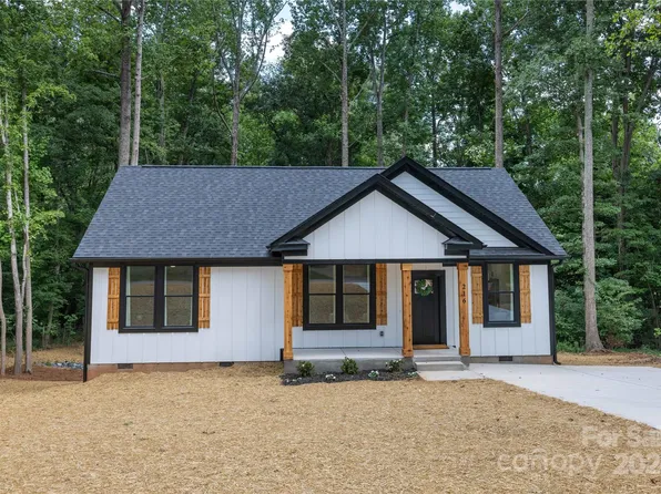 216 Briar Creek Rd, Gastonia, NC 28056