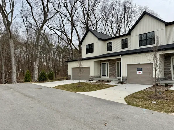 1968 S Shorewood Ln #14, Holland, MI 49423