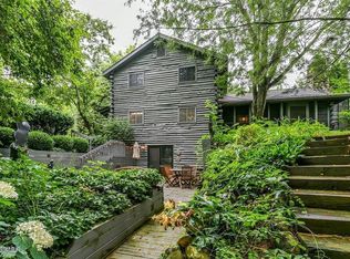 18600 Cleveland Ave, Galien, MI 49113