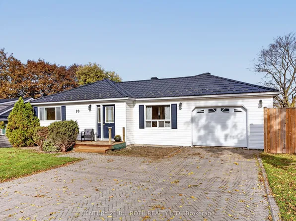 10 E John St N, Innisfil, ON L0L 1K0