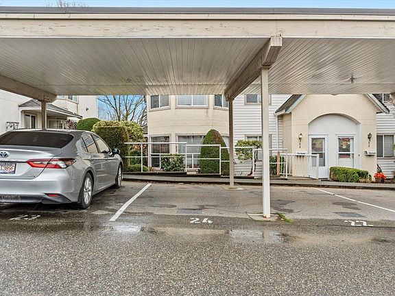 2nd image of 3380 Gladwin Rd #24