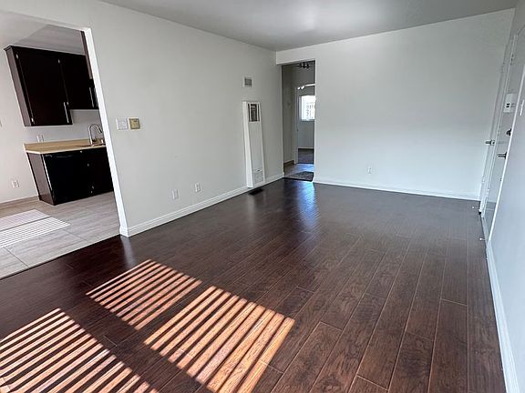 2nd image of 10531 Western Ave #F