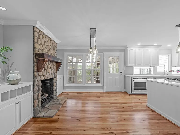 1508 Braden Overlook Ct — Photo 13