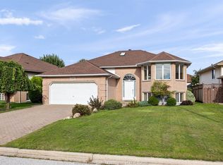 256 Kenilworth Pl, Windsor, ON N9E 4M6