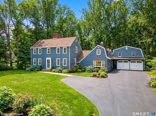 98 Bartlett Dr, Madison, CT 06443