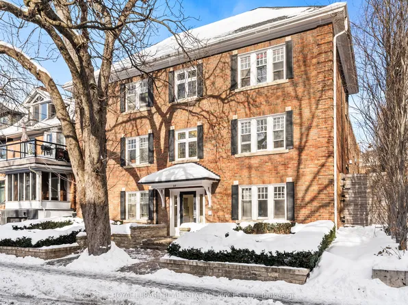 28 Macpherson Ave, Toronto, ON M5R 1W8