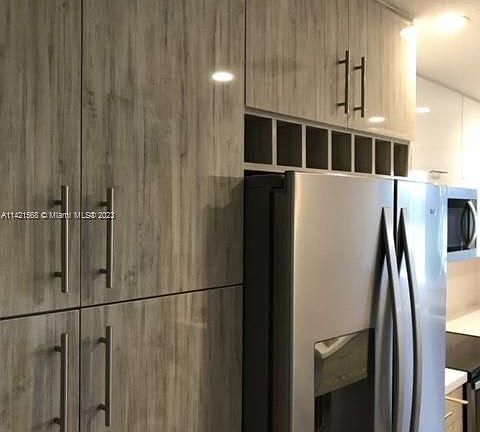 5th image of 3945 Adra Ave #48
