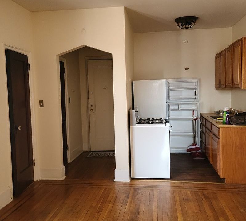 1st image of 31-46 44th St #4