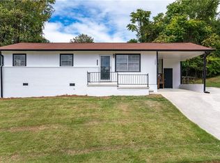 1007 Collins St, Gainesville, GA 30501