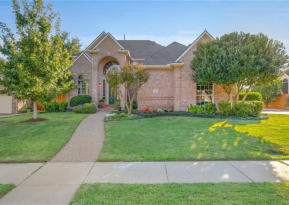 1st image of 914 Parkwood Ct