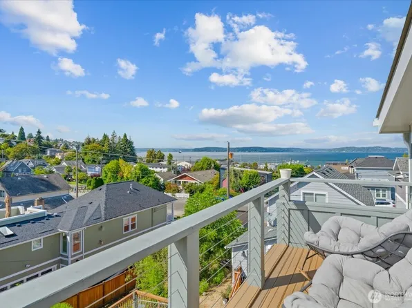 2714 N Mccarver Street, Tacoma, WA 98403