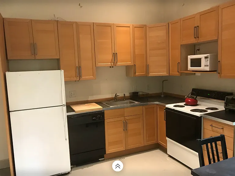 178 Main St — Photo 9