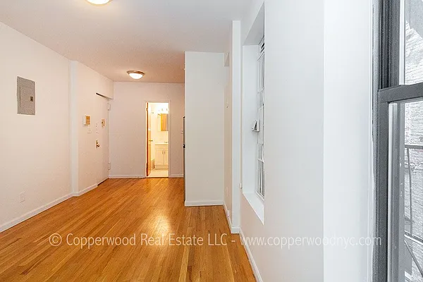 Rented by Copperwood Real Estate | media 8