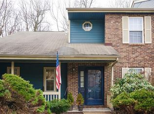 209 Ash Ct, Monmouth Junction, NJ 08852
